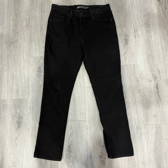 Levi's Women's Jeans Size 12 Black Mid Rise Skinny Stretch Denim - Picture 1 of 6